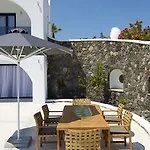 Hideaway Hotel
