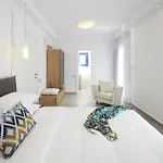 Hideaway 4* Santorini Island