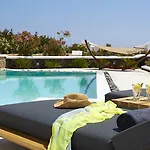 Hideaway فندق Santorini Island