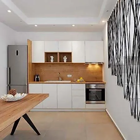 Hideaway Hotel Exo Gialos