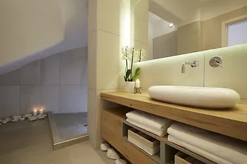 酒店 Amor Hideaway Villas 3*