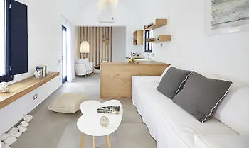 Amor Hideaway Villas מלון