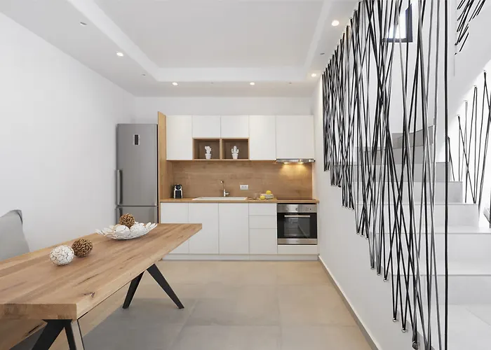 Amor Hideaway Villas מלון