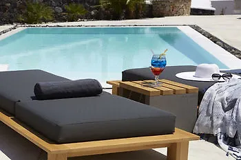 Amor Hideaway Villas Santorini Island