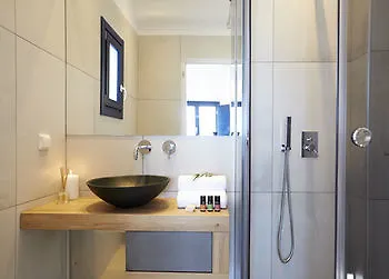 מלון Amor Hideaway Villas 4*