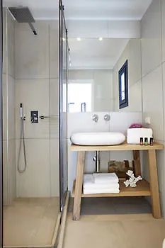 Amor Hideaway Villas Hotel 4*